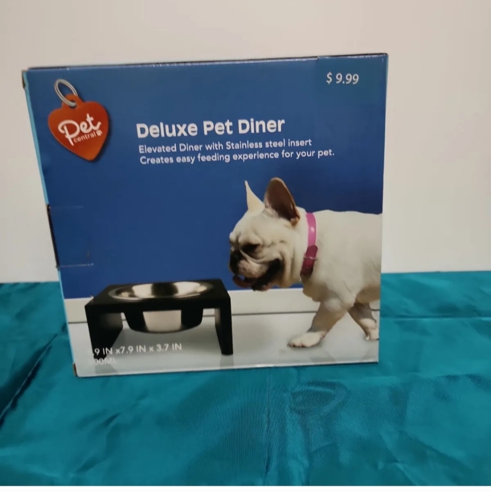 New Pet Central Deluxe Elevated Pet Diner Stainless Steel Bowl 800ml